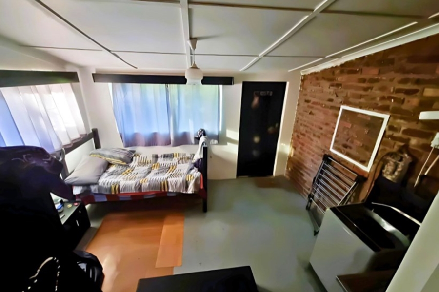 5 Bedroom Property for Sale in Gonubie Eastern Cape